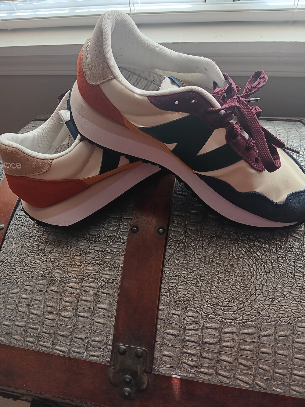 New Balance Men's 237 Cream ,Green ,Burgundy Accent Sneakers Size 8